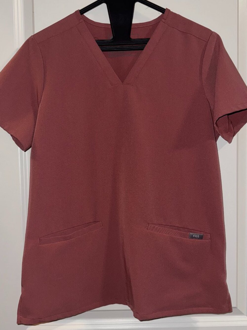 FIGS Mauve Casma Three-Pocket Scrub Top
